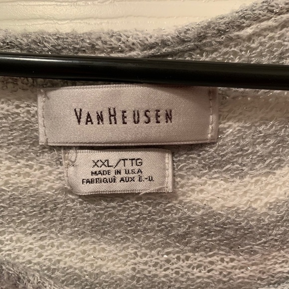 Van Heusen gray striped sweater - Picture 2 of 3